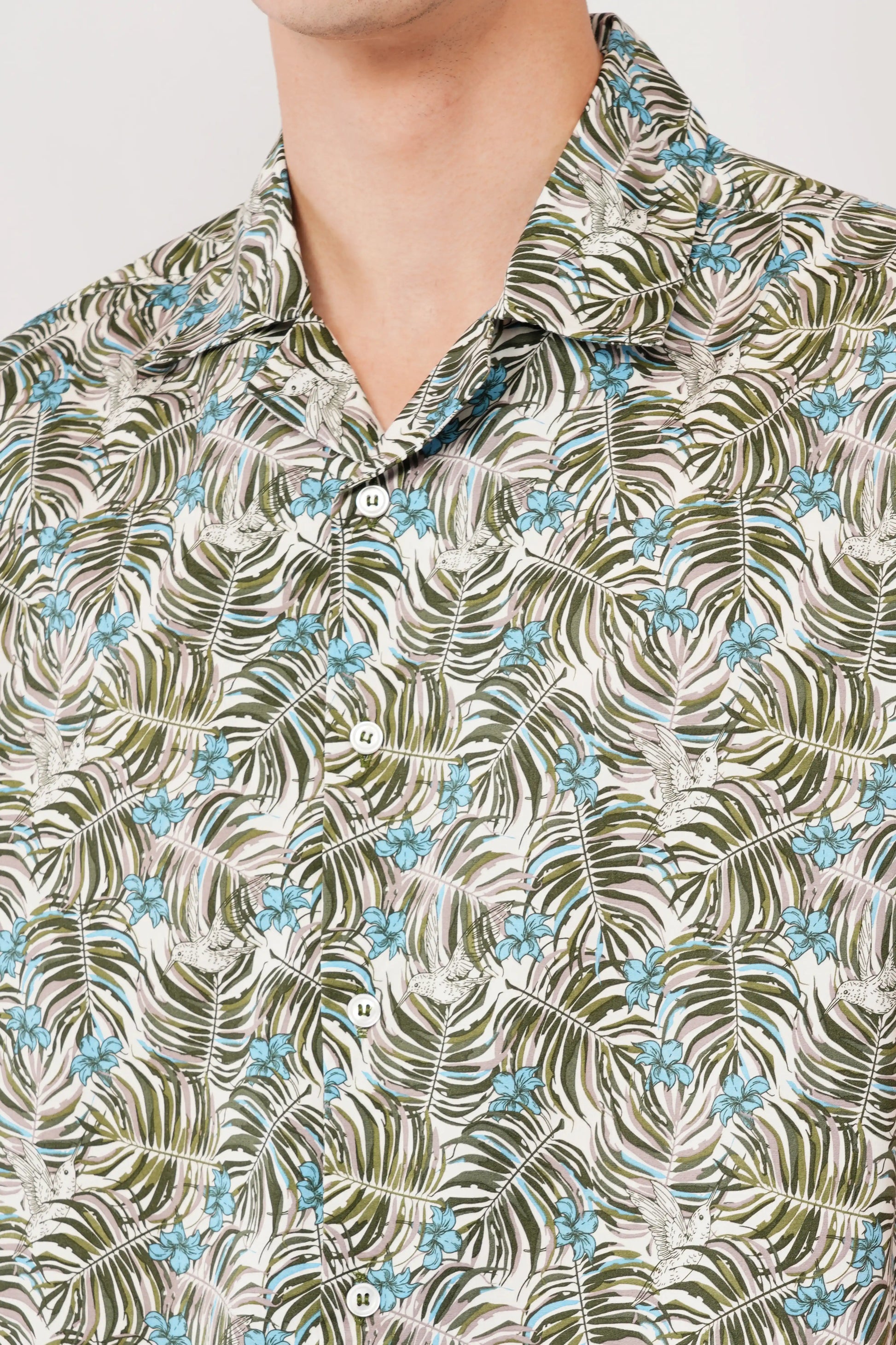 Orven relaxed fit men’s Cuban collar shirt — green printed fabric close-up