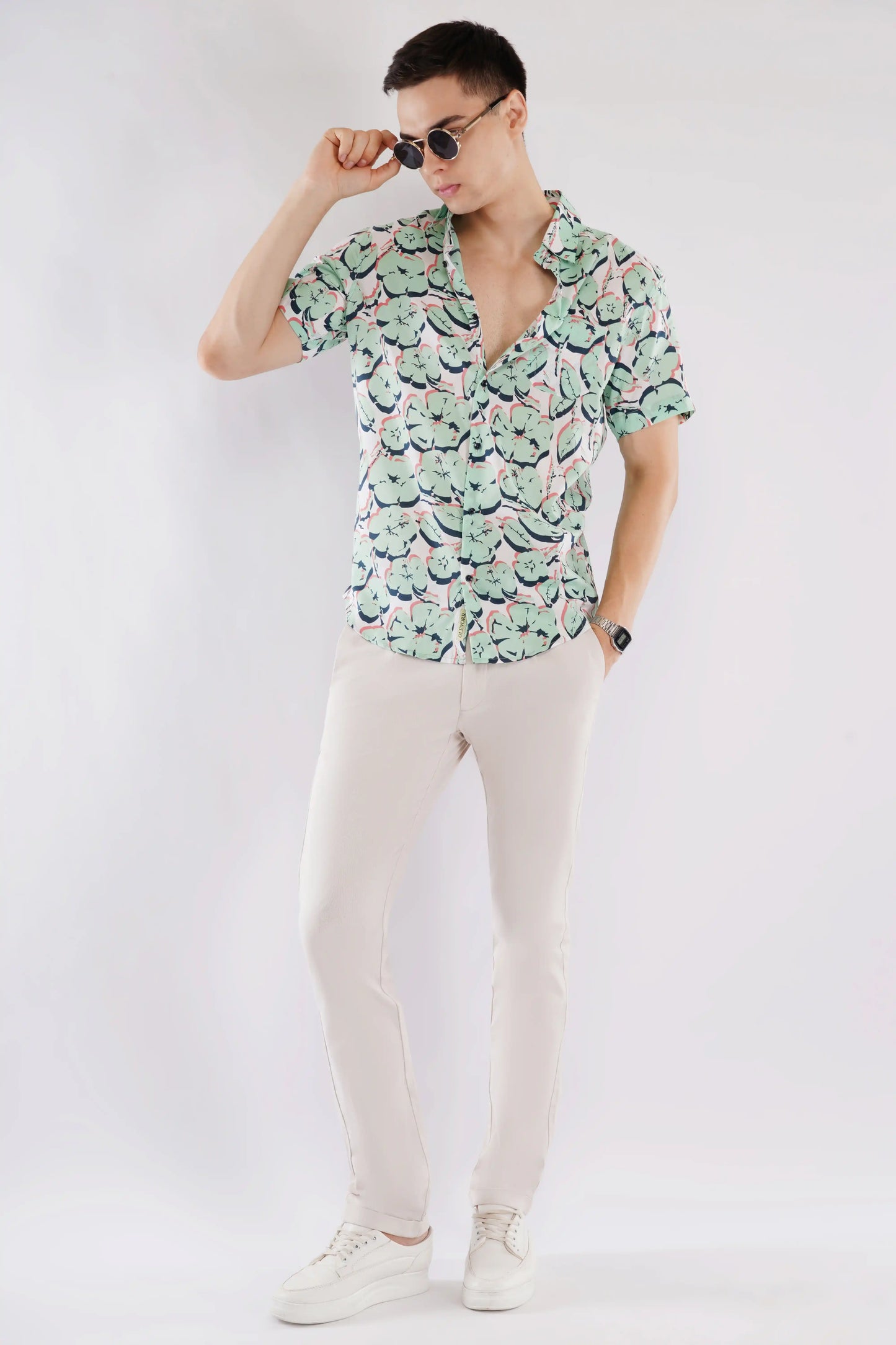 Olevorr Ellis premium green slim fit printed half sleeve shirt — styled look