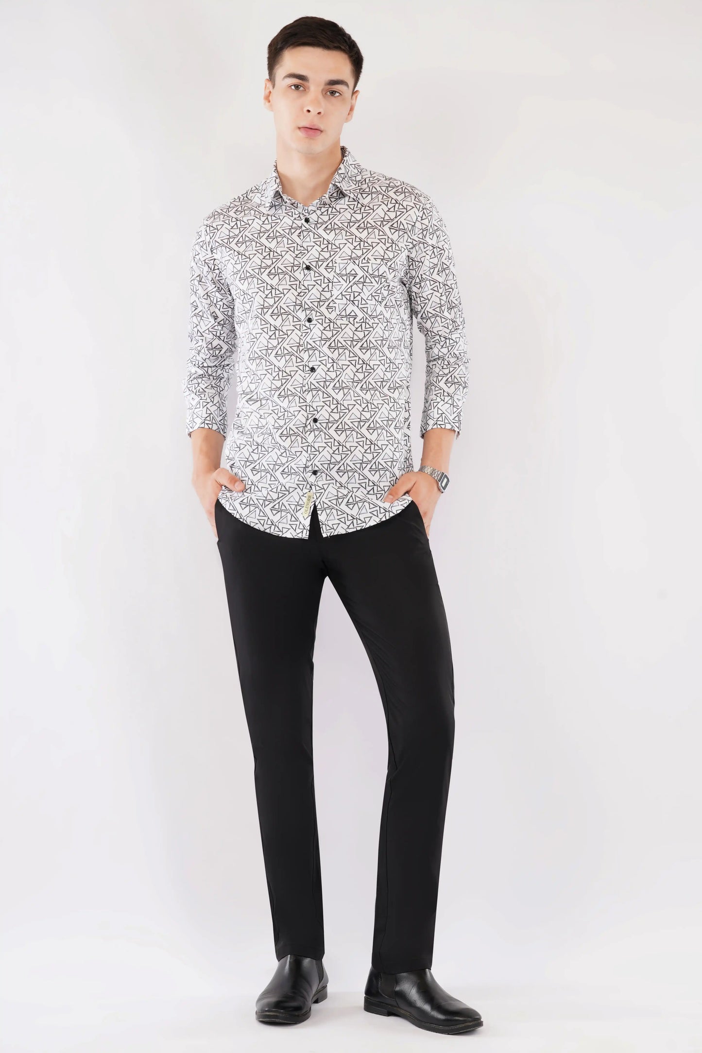 Premium slim fit geometric print full sleeve shirt in black — Olevorr Kade