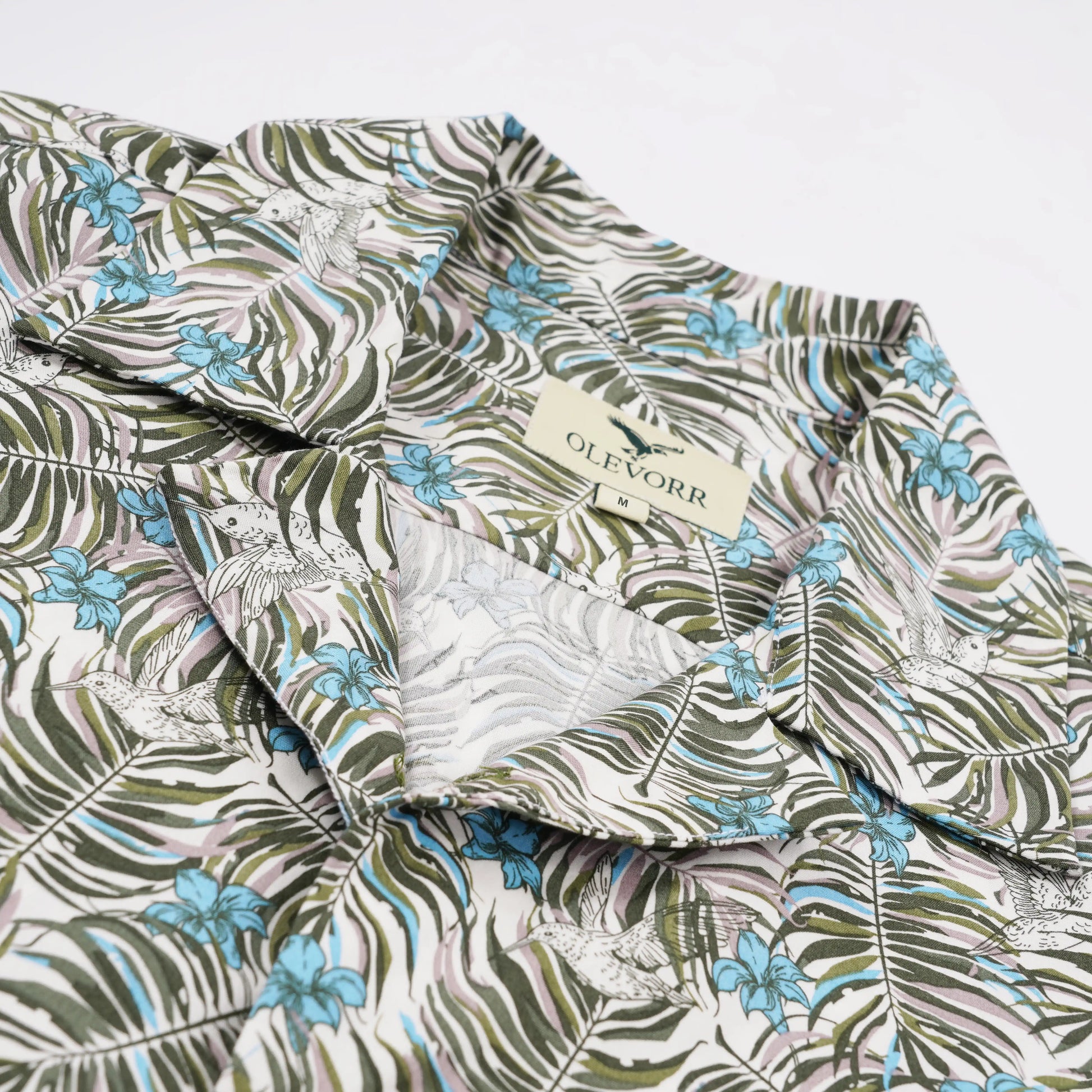 Orven relaxed fit men’s Cuban collar shirt — green printed close-up