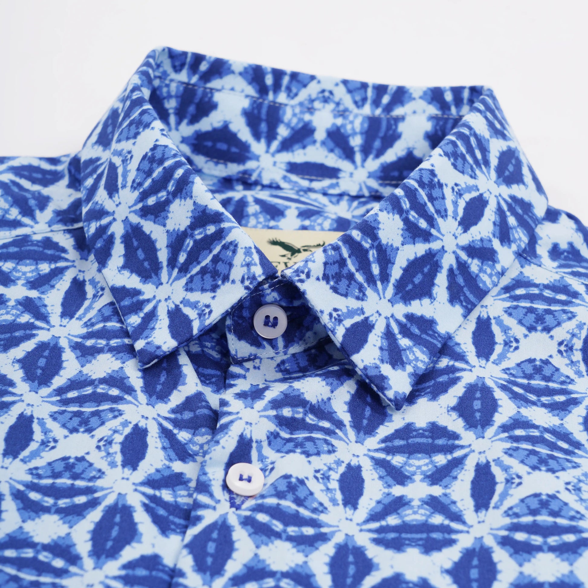 Emrys slim fit casual motif printed shirt — fabric close-up