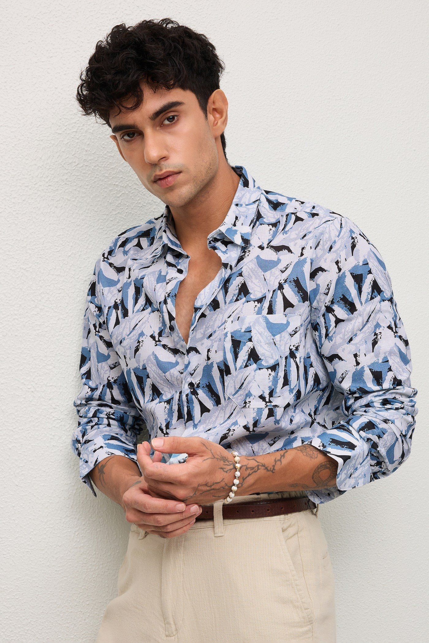 GROVE- MEN GROVE PREMIUM COTTON BLEND BLUE PRINTED CASUAL SLIM FIT SHIRT