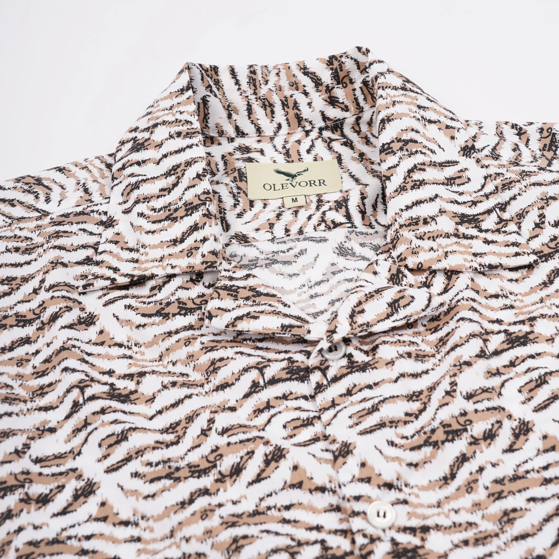 Sorrel relaxed fit Cuban collar men’s shirt — brown printed fabric close-up