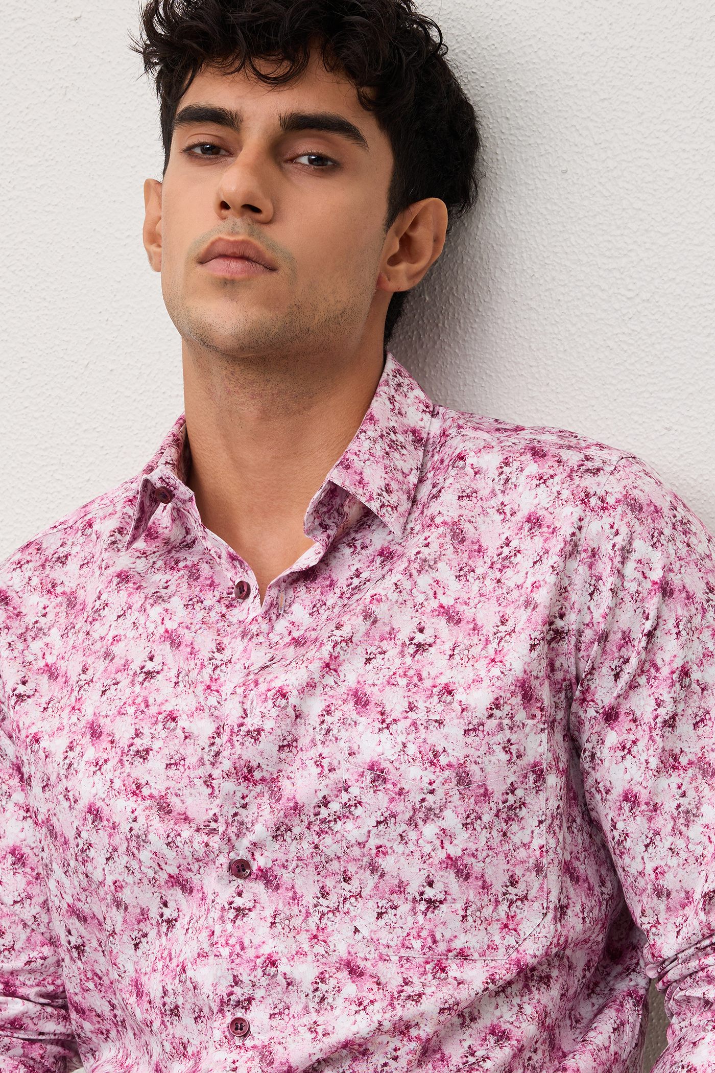 VALE- MENS VALE PREMIUM COTTON PINK PRINTED CASUAL SLIM FIT SHIRT