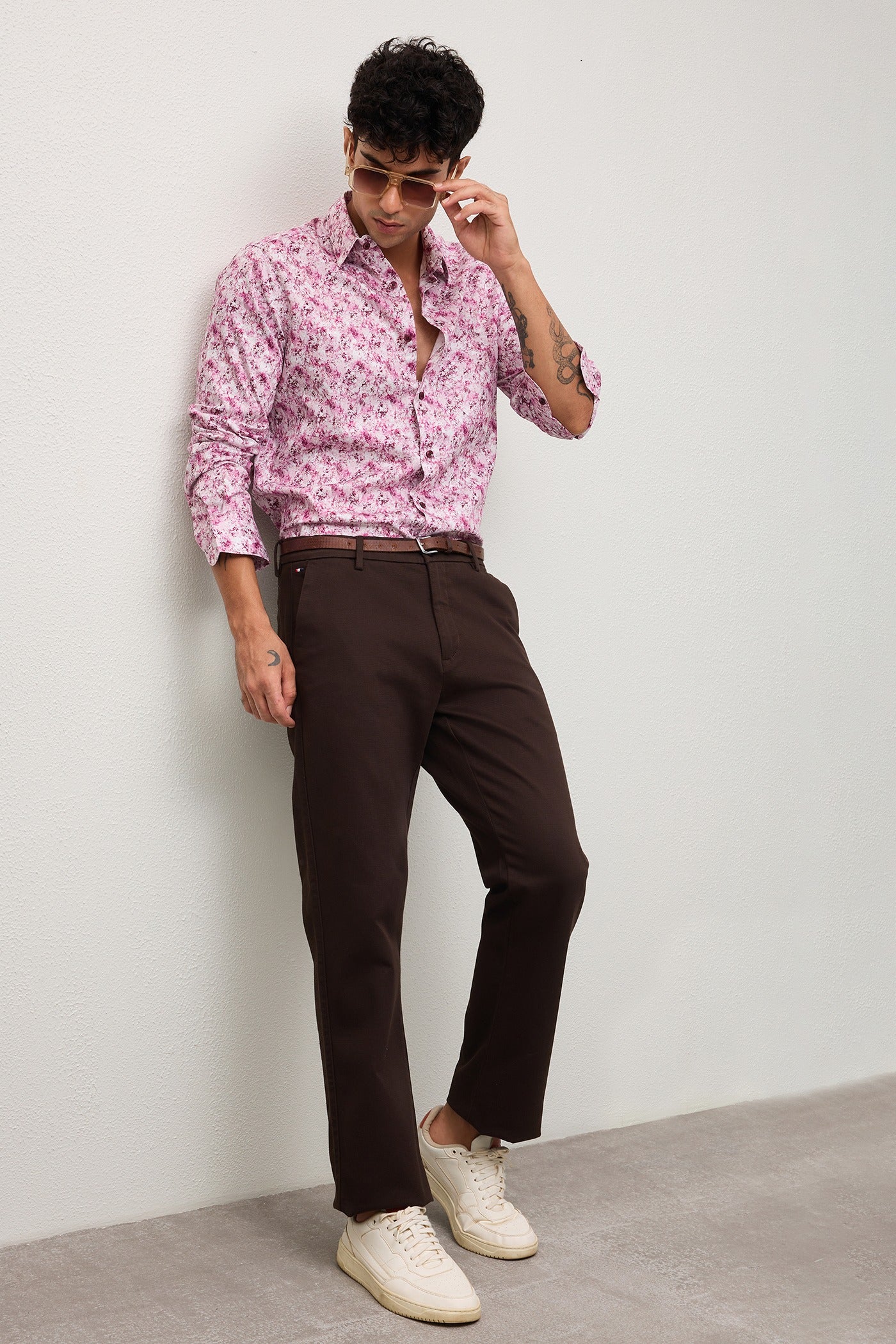 VALE- MENS VALE PREMIUM COTTON PINK PRINTED CASUAL SLIM FIT SHIRT