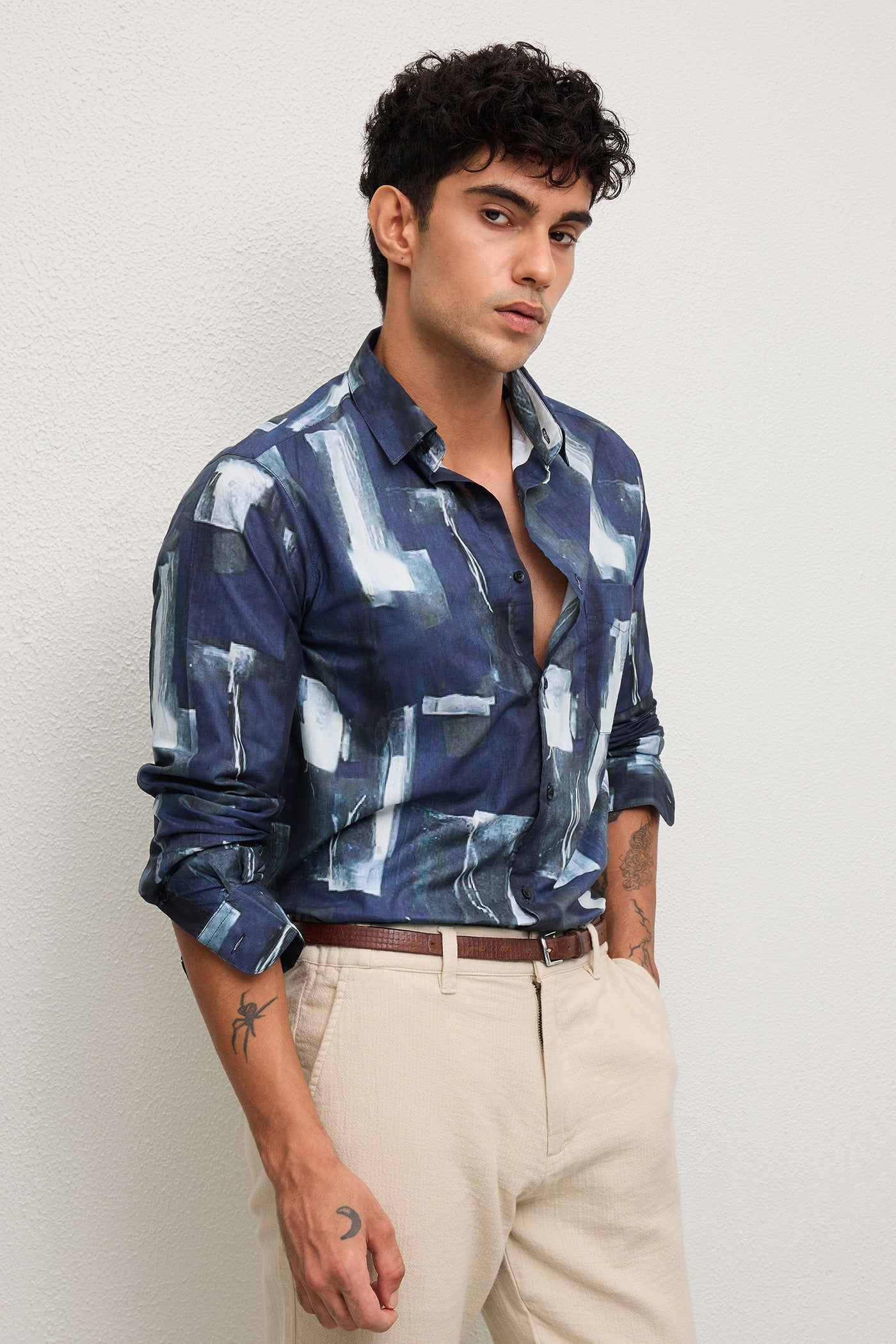 FJORD- MENS FJORD PREMIUM COTTON NAVY BLUE CONTEMRORY PRINT SLIM FIT SHIRT