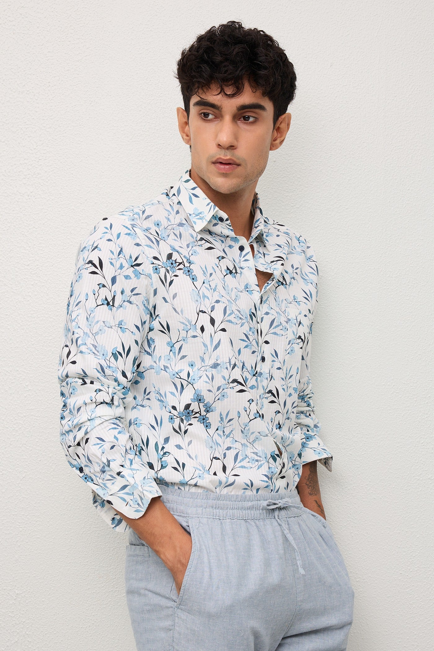 RUE- MEN RUE PREMIUM BLUE PRINTED CASUAL SLIM FIT SHIRT