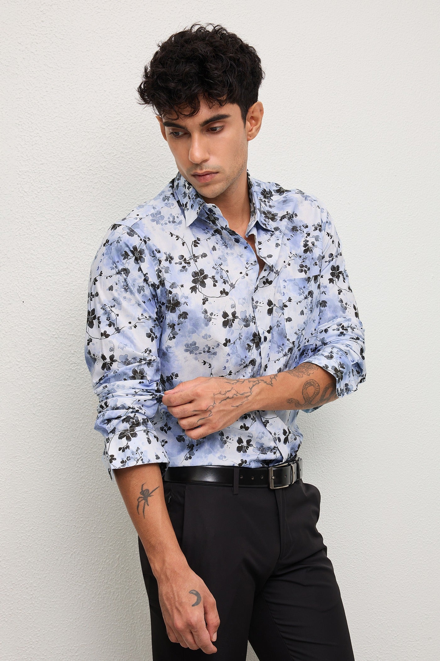 NOUVEAU- MENS NOUVEAU PREMIUM COTTON BLACK PRINTED CASUAL SLIM FIT SHIRT